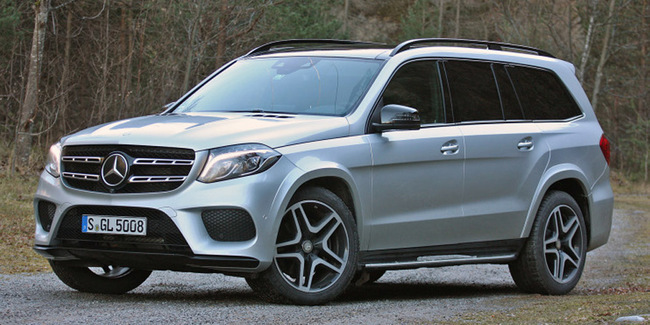 Pembelian Mobil Dinas Baru SUV Mercy Bupati Polman Seharga Rp2,5 M Menuai Sorotan